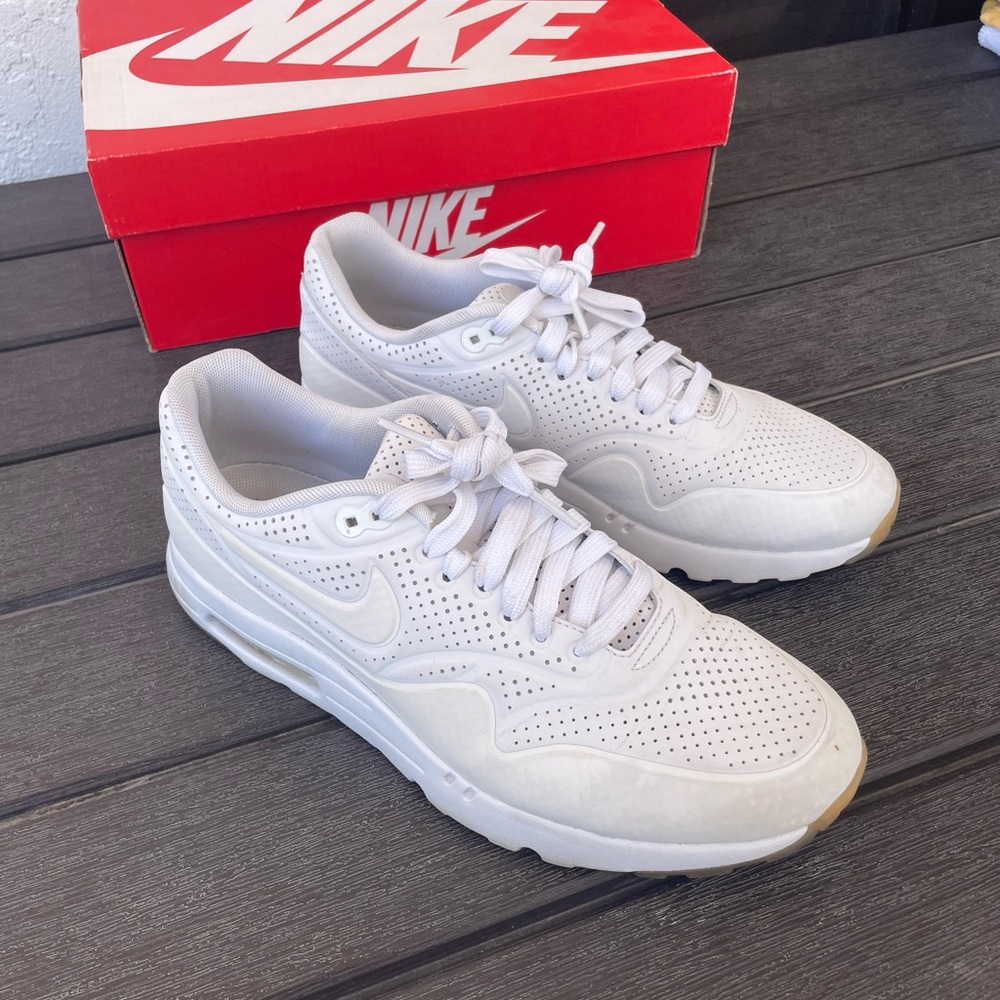 Nike Air Max 1 Ultra Moire Size 9.5